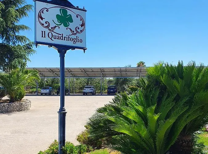 Отель Il Quadrifoglio Чериньола